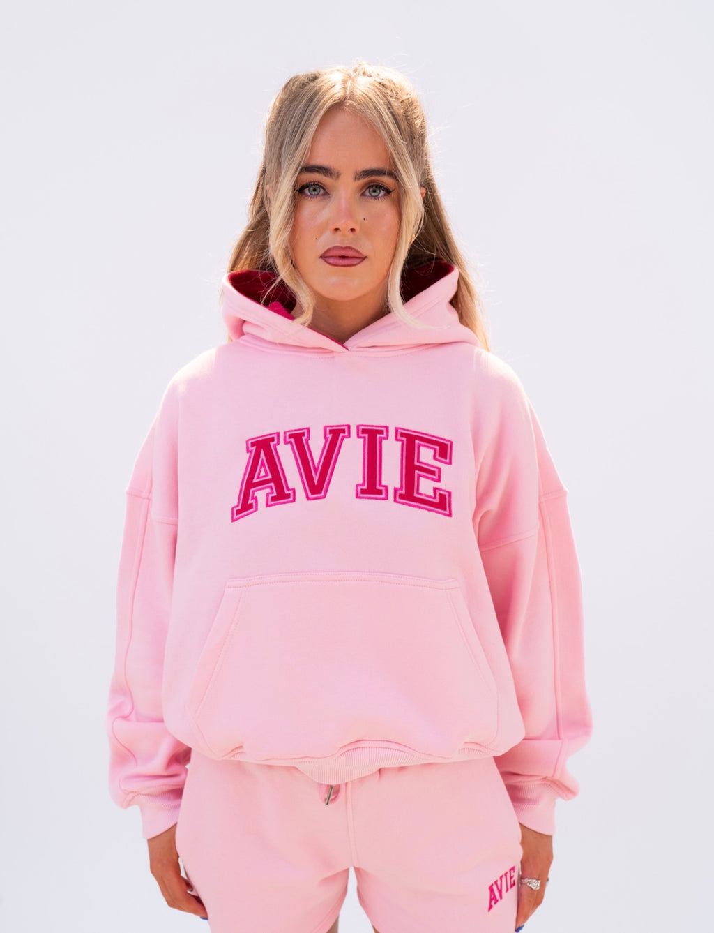 AVIE Lounge Hoodie